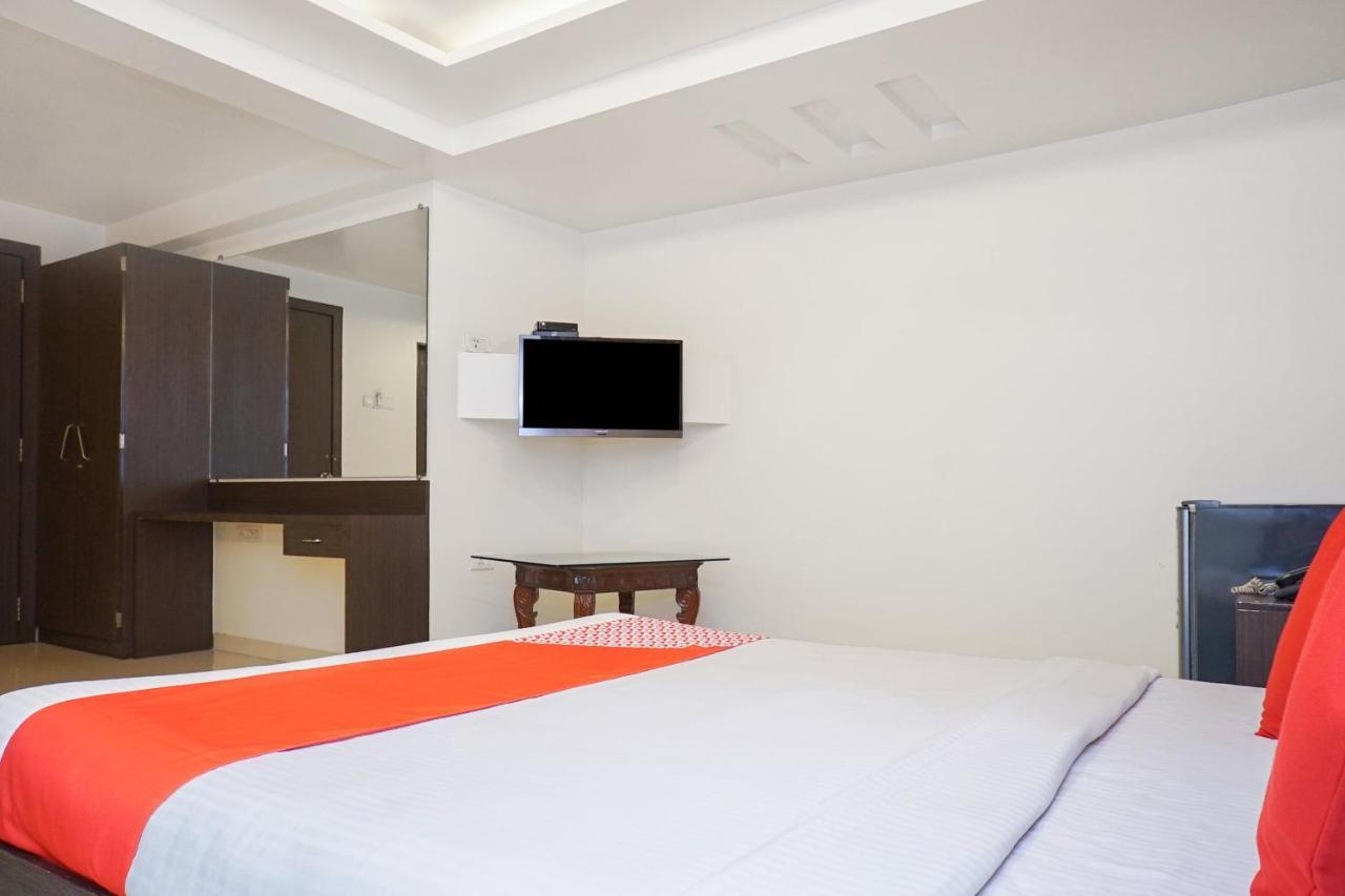 Hotel Oyo 10329 Ivy Pune